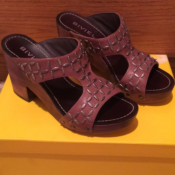 NIB BIVIEL CHOCOLATE 36 6 SHOES SANDALS CUTE HEELS - Picture 2 of 9